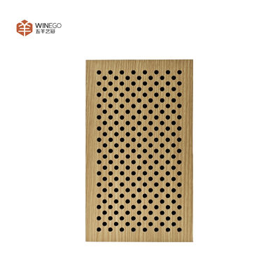 การติดตั้งเพดานและผนังของแพนเนลเสียง perforated ประเภทสถาปัตยกรรมสําหรับห้องประชุม